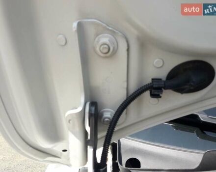 Білий Фольксваген Кадді, об'ємом двигуна 1.6 л та пробігом 156 тис. км за 10500 $, фото 44 на Automoto.ua