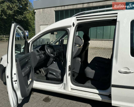 Білий Фольксваген Кадді, об'ємом двигуна 1.6 л та пробігом 286 тис. км за 10500 $, фото 27 на Automoto.ua