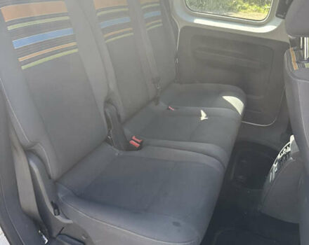 Білий Фольксваген Кадді, об'ємом двигуна 1.6 л та пробігом 286 тис. км за 10500 $, фото 30 на Automoto.ua