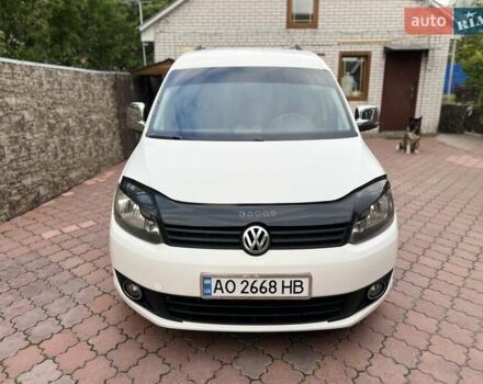 Белый Фольксваген Кадди, объемом двигателя 1.6 л и пробегом 205 тыс. км за 8200 $, фото 1 на Automoto.ua