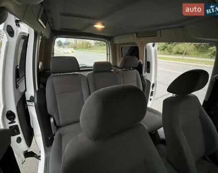 Білий Фольксваген Кадді, об'ємом двигуна 1.6 л та пробігом 355 тис. км за 11700 $, фото 16 на Automoto.ua