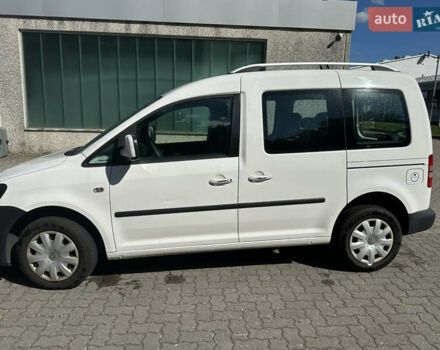 Білий Фольксваген Кадді, об'ємом двигуна 1.6 л та пробігом 286 тис. км за 10500 $, фото 9 на Automoto.ua