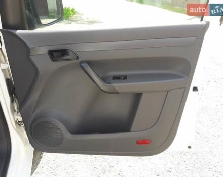 Білий Фольксваген Кадді, об'ємом двигуна 1.6 л та пробігом 156 тис. км за 10500 $, фото 16 на Automoto.ua