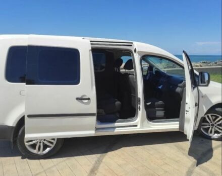 Белый Фольксваген Кадди, объемом двигателя 2 л и пробегом 220 тыс. км за 10000 $, фото 12 на Automoto.ua