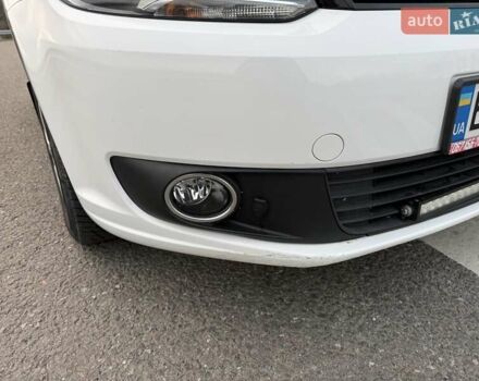 Белый Фольксваген Кадди, объемом двигателя 2 л и пробегом 218 тыс. км за 11500 $, фото 6 на Automoto.ua