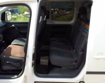 Білий Фольксваген Кадді, об'ємом двигуна 1.2 л та пробігом 260 тис. км за 7650 $, фото 16 на Automoto.ua