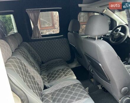 Белый Фольксваген Кадди, объемом двигателя 1.6 л и пробегом 205 тыс. км за 8200 $, фото 14 на Automoto.ua