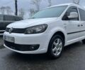 Белый Фольксваген Кадди, объемом двигателя 2 л и пробегом 400 тыс. км за 8800 $, фото 3 на Automoto.ua