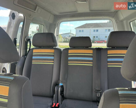 Білий Фольксваген Кадді, об'ємом двигуна 1.6 л та пробігом 286 тис. км за 10500 $, фото 15 на Automoto.ua