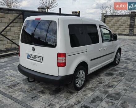 Білий Фольксваген Кадді, об'ємом двигуна 1.6 л та пробігом 243 тис. км за 9500 $, фото 6 на Automoto.ua