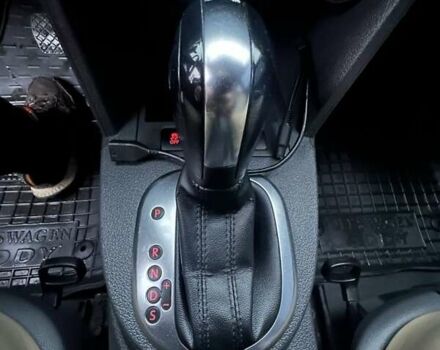 Белый Фольксваген Кадди, объемом двигателя 2 л и пробегом 400 тыс. км за 8800 $, фото 9 на Automoto.ua