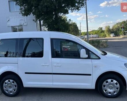 Білий Фольксваген Кадді, об'ємом двигуна 1.6 л та пробігом 223 тис. км за 9700 $, фото 3 на Automoto.ua