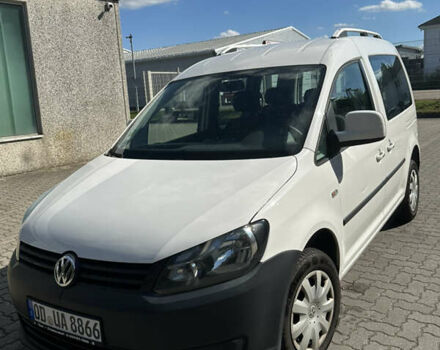 Білий Фольксваген Кадді, об'ємом двигуна 1.6 л та пробігом 286 тис. км за 10500 $, фото 11 на Automoto.ua