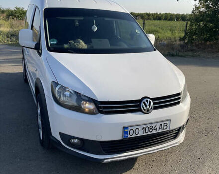 Белый Фольксваген Кадди, объемом двигателя 1.6 л и пробегом 348 тыс. км за 13700 $, фото 12 на Automoto.ua