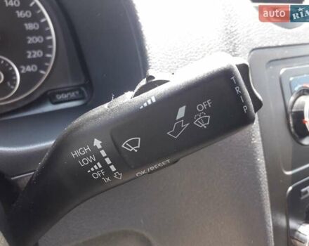 Білий Фольксваген Кадді, об'ємом двигуна 1.6 л та пробігом 156 тис. км за 10500 $, фото 23 на Automoto.ua