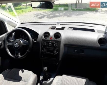 Білий Фольксваген Кадді, об'ємом двигуна 1.6 л та пробігом 156 тис. км за 10500 $, фото 38 на Automoto.ua