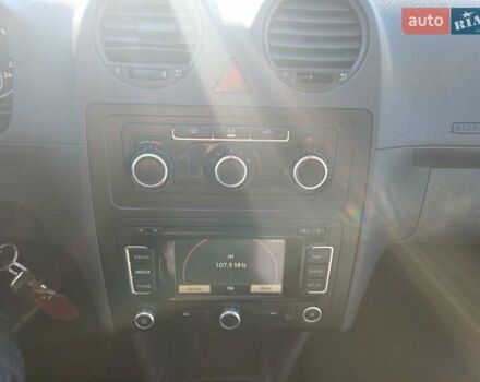 Фольксваген Кадди 2013 в Ковель на Automoto.ua Белый Фольксваген Кадди, объемом двигателя 1.6 л и пробегом 257 тыс. км за 11700 $, фото 12 на Automoto.ua