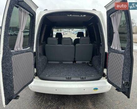 Білий Фольксваген Кадді, об'ємом двигуна 1.6 л та пробігом 206 тис. км за 8650 $, фото 22 на Automoto.ua