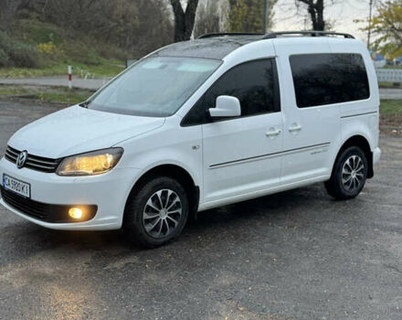 Белый Фольксваген Кадди, объемом двигателя 1.6 л и пробегом 418 тыс. км за 9900 $, фото 2 на Automoto.ua