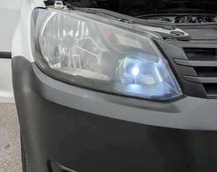 Белый Фольксваген Кадди, объемом двигателя 1.6 л и пробегом 350 тыс. км за 11200 $, фото 46 на Automoto.ua