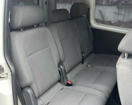 Белый Фольксваген Кадди, объемом двигателя 1.6 л и пробегом 328 тыс. км за 9950 $, фото 33 на Automoto.ua