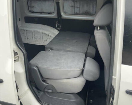 Белый Фольксваген Кадди, объемом двигателя 1.6 л и пробегом 328 тыс. км за 9950 $, фото 34 на Automoto.ua