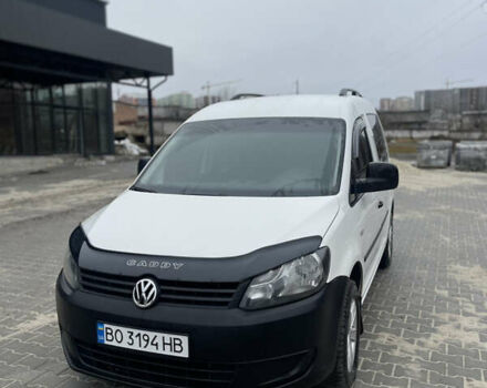 Белый Фольксваген Кадди, объемом двигателя 1.6 л и пробегом 328 тыс. км за 9950 $, фото 4 на Automoto.ua