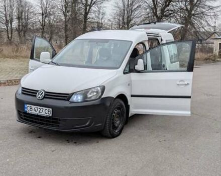 Белый Фольксваген Кадди, объемом двигателя 1.6 л и пробегом 350 тыс. км за 11200 $, фото 5 на Automoto.ua