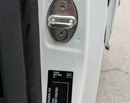 Белый Фольксваген Кадди, объемом двигателя 1.6 л и пробегом 350 тыс. км за 11200 $, фото 40 на Automoto.ua