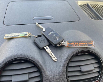 Білий Фольксваген Кадді, об'ємом двигуна 1.6 л та пробігом 195 тис. км за 13850 $, фото 25 на Automoto.ua