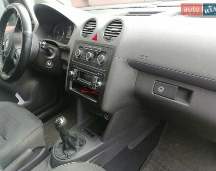 Фольксваген Кадді 2014 у Києві на Automoto.ua Білий Фольксваген Кадді, об'ємом двигуна 1.6 л та пробігом 300 тис. км за 11000 $, фото 5 на Automoto.ua