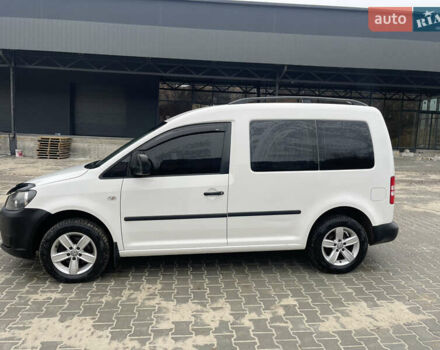 Белый Фольксваген Кадди, объемом двигателя 1.6 л и пробегом 328 тыс. км за 9950 $, фото 11 на Automoto.ua
