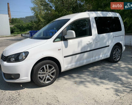 Белый Фольксваген Кадди, объемом двигателя 1.6 л и пробегом 246 тыс. км за 11700 $, фото 18 на Automoto.ua