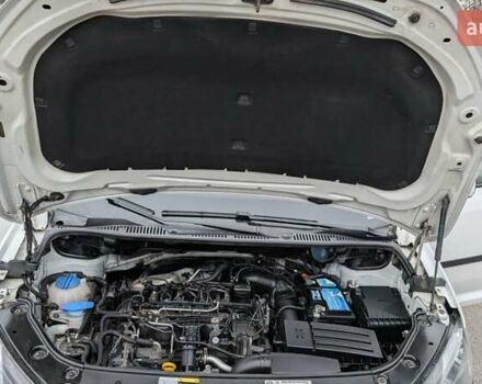 Белый Фольксваген Кадди, объемом двигателя 1.6 л и пробегом 350 тыс. км за 11200 $, фото 42 на Automoto.ua