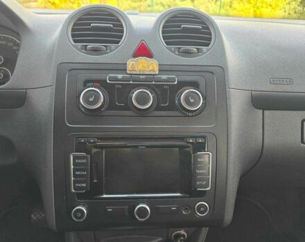 Фольксваген Кадди 2014 в Хмельницком на Automoto.ua Белый Фольксваген Кадди, объемом двигателя 2 л и пробегом 253 тыс. км за 11999 $, фото 10 на Automoto.ua