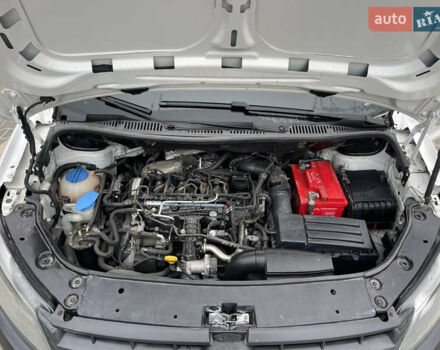 Белый Фольксваген Кадди, объемом двигателя 1.6 л и пробегом 328 тыс. км за 9950 $, фото 50 на Automoto.ua