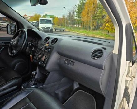 Фольксваген Кадди 2014 в Хмельницком на Automoto.ua Белый Фольксваген Кадди, объемом двигателя 2 л и пробегом 253 тыс. км за 11999 $, фото 16 на Automoto.ua