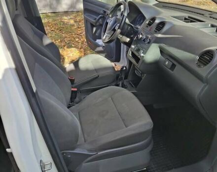 Белый Фольксваген Кадди, объемом двигателя 1.6 л и пробегом 228 тыс. км за 11950 $, фото 13 на Automoto.ua