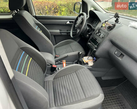 Фольксваген Кадди 2014 в Боярка на Automoto.ua Белый Фольксваген Кадди, объемом двигателя 1.6 л и пробегом 342 тыс. км за 11800 $, фото 9 на Automoto.ua