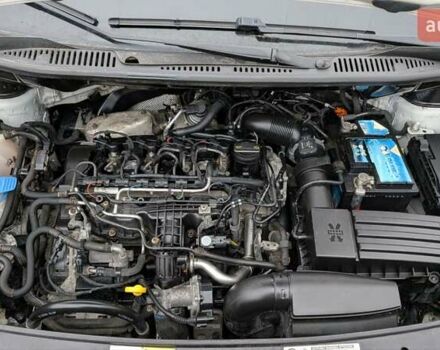 Белый Фольксваген Кадди, объемом двигателя 1.6 л и пробегом 350 тыс. км за 11200 $, фото 43 на Automoto.ua