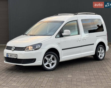 Белый Фольксваген Кадди, объемом двигателя 1.6 л и пробегом 227 тыс. км за 11500 $, фото 1 на Automoto.ua