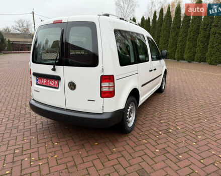 Белый Фольксваген Кадди, объемом двигателя 2 л и пробегом 255 тыс. км за 11500 $, фото 25 на Automoto.ua