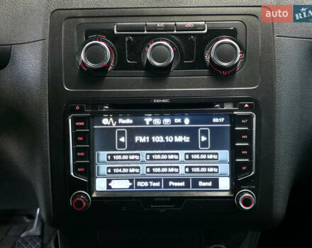 Белый Фольксваген Кадди, объемом двигателя 1.6 л и пробегом 298 тыс. км за 6600 $, фото 16 на Automoto.ua