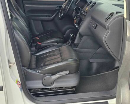 Фольксваген Кадди 2014 в Хмельницком на Automoto.ua Белый Фольксваген Кадди, объемом двигателя 2 л и пробегом 253 тыс. км за 11999 $, фото 22 на Automoto.ua