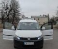 Белый Фольксваген Кадди, объемом двигателя 1.6 л и пробегом 350 тыс. км за 11200 $, фото 1 на Automoto.ua