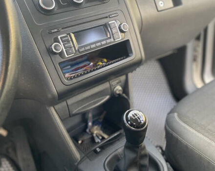 Білий Фольксваген Кадді, об'ємом двигуна 1.6 л та пробігом 195 тис. км за 13850 $, фото 20 на Automoto.ua