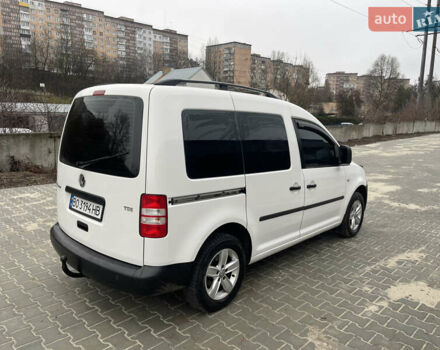 Белый Фольксваген Кадди, объемом двигателя 1.6 л и пробегом 328 тыс. км за 9950 $, фото 19 на Automoto.ua