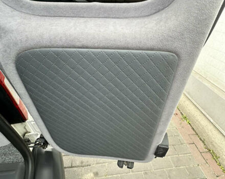 Фольксваген Кадді 2014 у Києві на Automoto.ua Білий Фольксваген Кадді, об'ємом двигуна 1.2 л та пробігом 141 тис. км за 9000 $, фото 26 на Automoto.ua