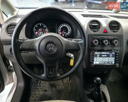 Белый Фольксваген Кадди, объемом двигателя 1.6 л и пробегом 298 тыс. км за 6600 $, фото 14 на Automoto.ua