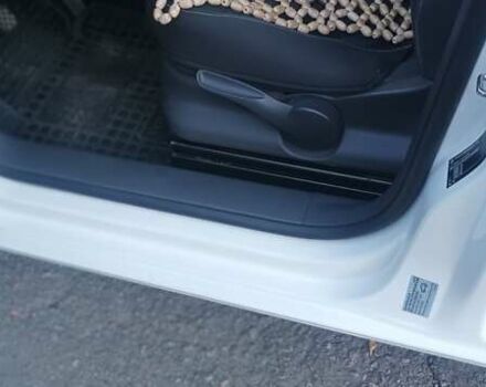 Белый Фольксваген Кадди, объемом двигателя 1.6 л и пробегом 266 тыс. км за 11500 $, фото 17 на Automoto.ua